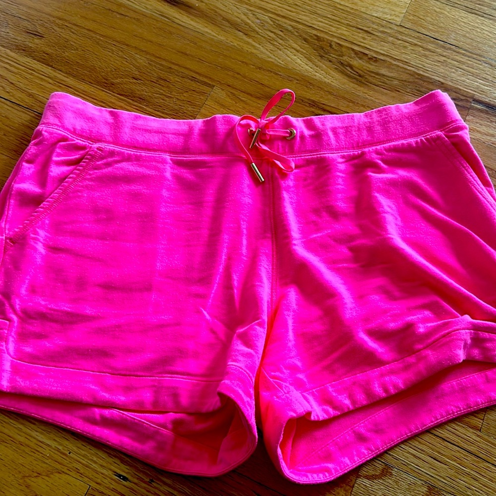 Lilly Pulitzer pink shorts size medium